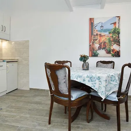 Apartment Old Town Beach Budva